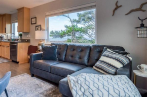 Pacific Peeks Two - OceanView - EV Charger - Pet Friendly